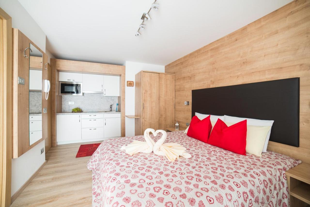 Residence Ravisa Dolomites Selva di Val Gardena Extérieur photo