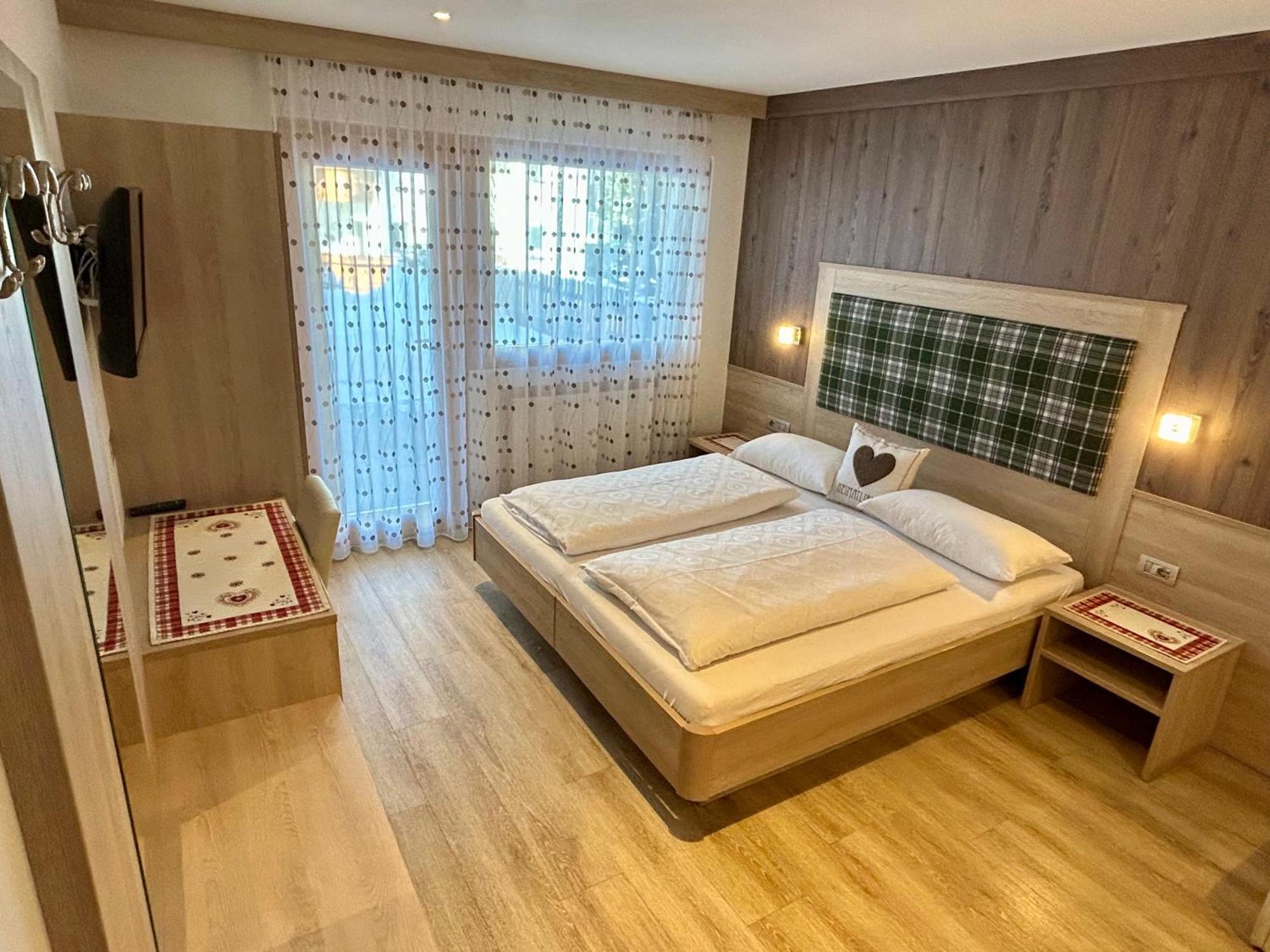 Residence Ravisa Dolomites Selva di Val Gardena Extérieur photo